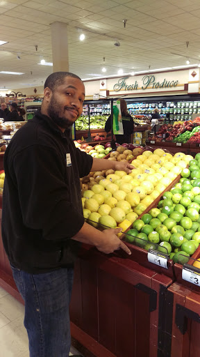 Grocery Store «Kroger», reviews and photos, 19855 Twelve Mile Rd, Southfield, MI 48076, USA