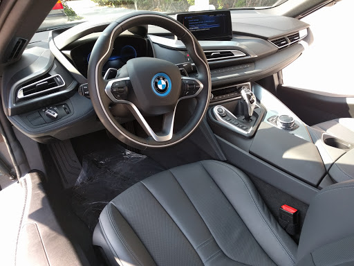 BMW Dealer «Life Quality BMW: Sales», reviews and photos, 9326 4th Ave, Brooklyn, NY 11209, USA