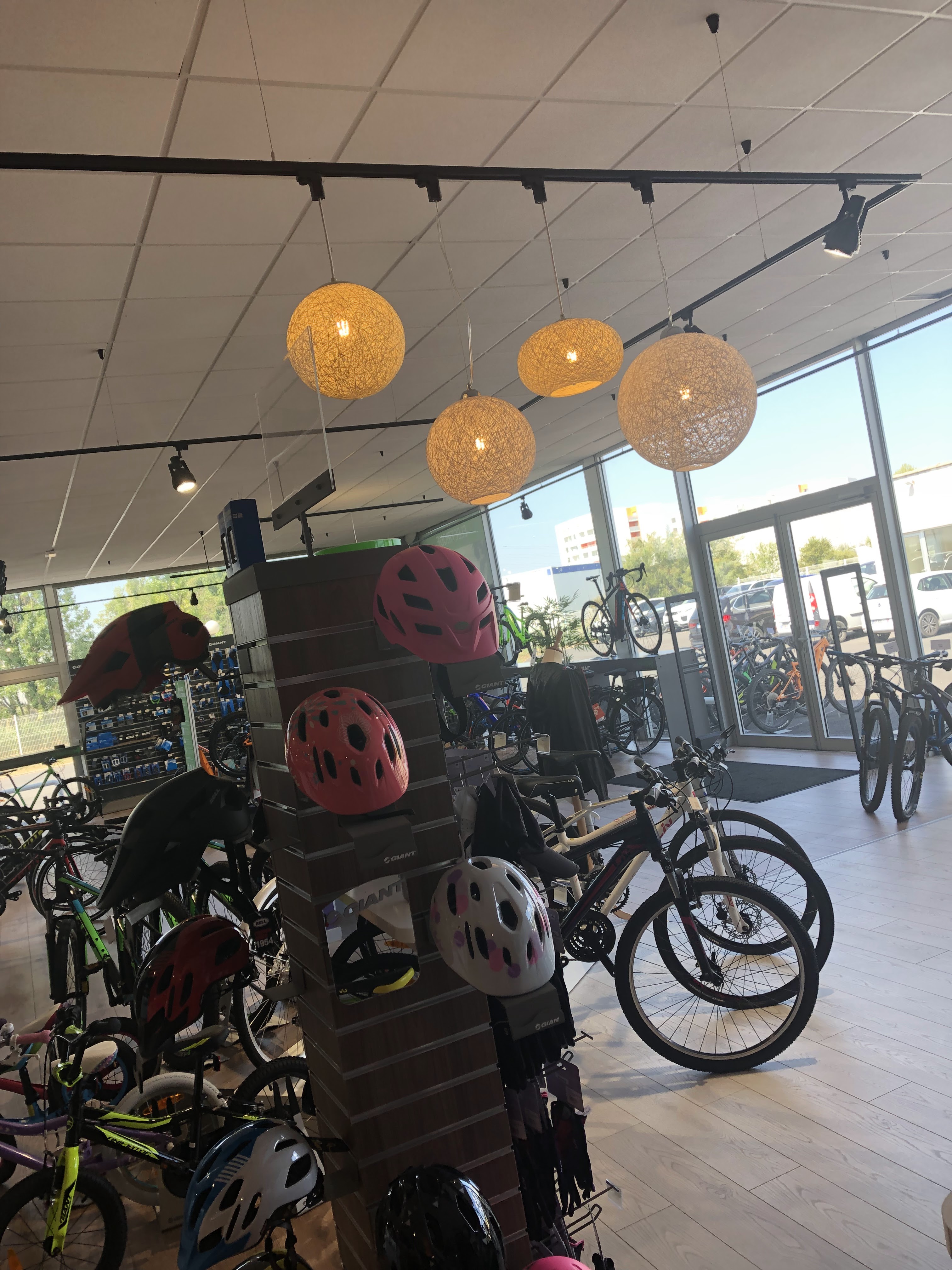 Photo n° 12 de l'avis de CHE-HSIEN.a fait le 25/07/2019 à 09:59