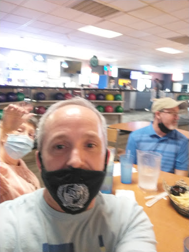 Bowling Alley «Rainbow Lanes», reviews and photos, 2748 19th Pl, Forest Grove, OR 97116, USA