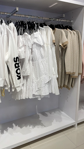 Fashion Accessories Store «Michael Kors», reviews and photos, 11601 108th St #575, Pleasant Prairie, WI 53158, USA