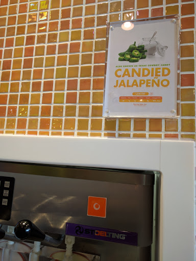 Frozen Yogurt Shop «Orange Leaf Frozen Yogurt», reviews and photos, 4866 1st Ave NE, Cedar Rapids, IA 52402, USA