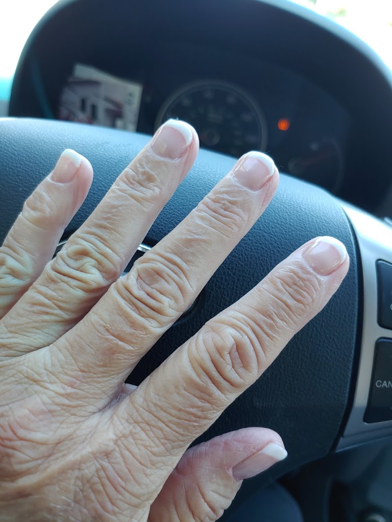 Spa & Nails 02540