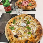 Photo n°3 de l'avis de Caserta.o fait le 20/04/2022 à 12:58 sur le  Pizzeria Da Luca Brancaccio à Caserta