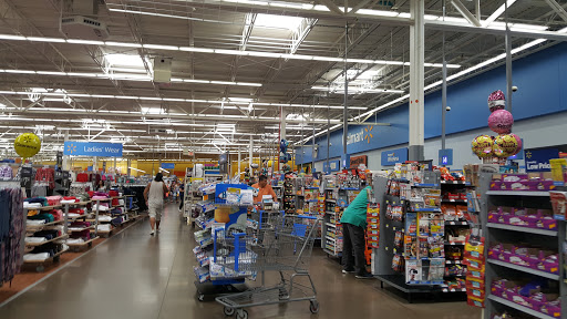 Department Store «Walmart Supercenter», reviews and photos, 2680 N Illinois 83, Round Lake Beach, IL 60073, USA