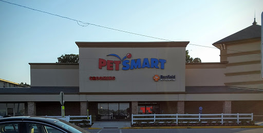 Pet Supply Store «PetSmart», reviews and photos, 131 Town Center Rd, King of Prussia, PA 19406, USA