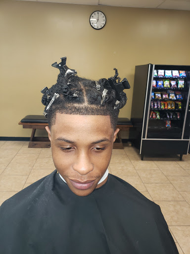 Barber Shop «Transitions Barber Shop», reviews and photos, 18150 Kieth Harrow Blvd # B, Houston, TX 77084, USA