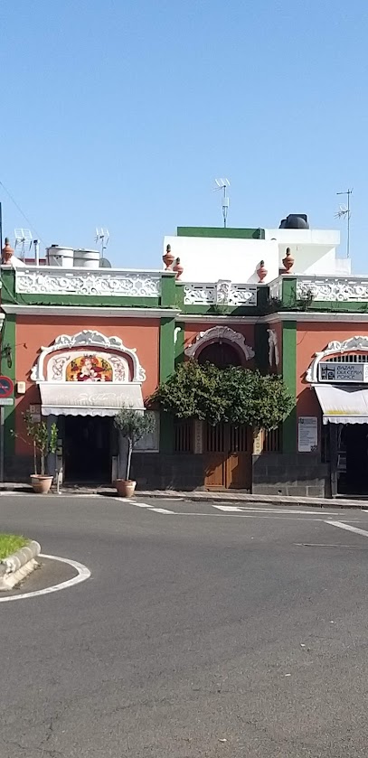 BAR - CAFETERíA LOS TILOS