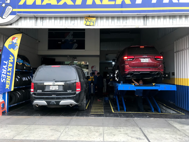 Opiniones de Maxtrek en La Victoria - Tienda de neumáticos