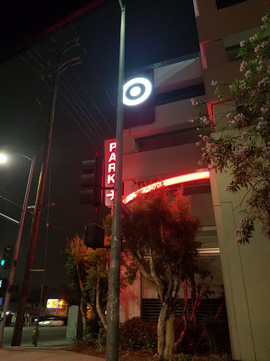 Target, 5711 Sepulveda Blvd, Van Nuys, CA 91411, USA, 