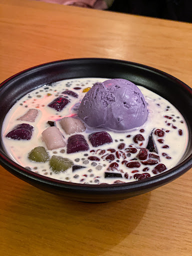 Cafe «Kulu Desserts», reviews and photos, 86-55 Broadway, Elmhurst, NY 11373, USA