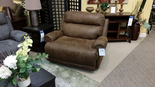 Furniture Store «Ashley HomeStore», reviews and photos, 5004 Valley View Blvd NW, Roanoke, VA 24012, USA