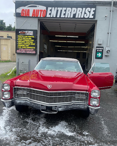 Gia Auto Enterprise en Roselle