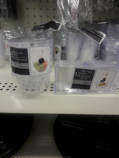 Dollar Store «Dollar Tree», reviews and photos, 1245 MacDade Boulevard, Woodlyn, PA 19094, USA