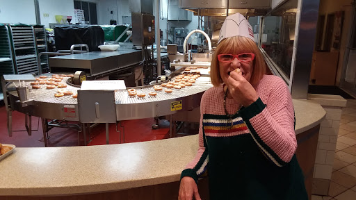 Donut Shop «Krispy Kreme», reviews and photos, 2401 Battleground Ave, Greensboro, NC 27408, USA