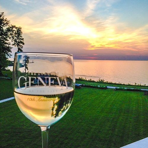 Restaurant «Horizons Restaurant & Lounge», reviews and photos, 4888 N Broadway, Geneva, OH 44041, USA