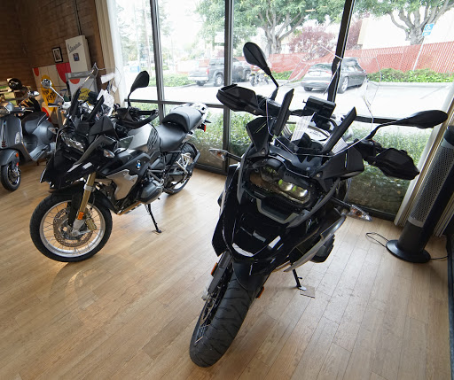 Motorcycle Dealer «CalMoto Mountain View», reviews and photos, 2490 Old Middlefield Way, Mountain View, CA 94043, USA