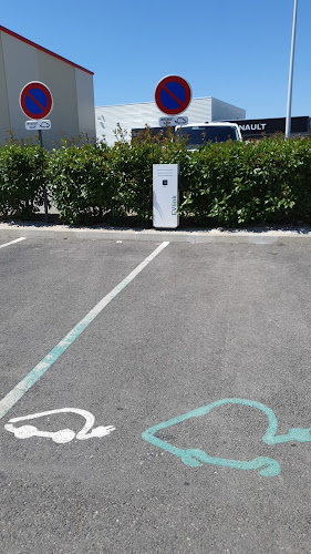 Borne de recharge de véhicules électriques Station de recharge pour véhicules électriques Calvisson