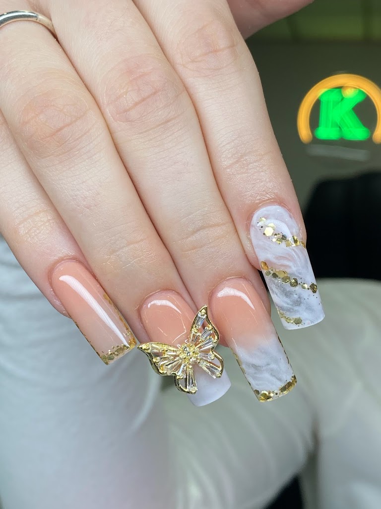 Kim's Nails & Spa (Tu Salón Latino) 77055
