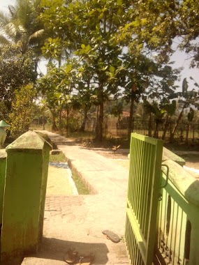 Kang Mansyur Family Homestay