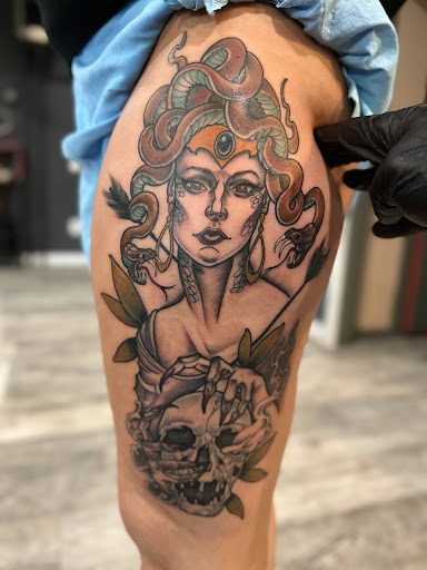 Explore easy tattoo ideas for women, creative tattoo ideas in Kingsford, available at Deft Tattoo Studio