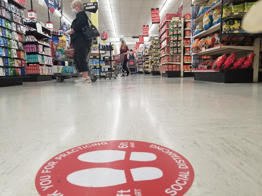 Shopping Mall «Southland Shopping Center», reviews and photos, 6944 W 130th St, Middleburg Heights, OH 44130, USA