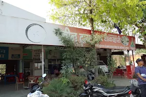 Navin Dhaba And Restaurant Semari Sahson Allahabad image
