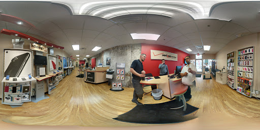 Cell Phone Store «Verizon Authorized Retailer - Wireless Zone», reviews and photos, 212 S Main St, Ann Arbor, MI 48104, USA