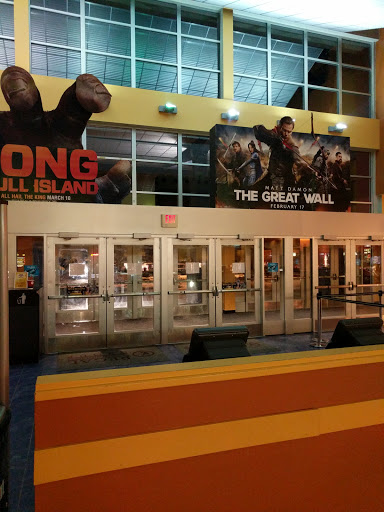 Movie Theater «Regal Cinemas Branford 12», reviews and photos, 325 E Main St, Branford, CT 06405, USA