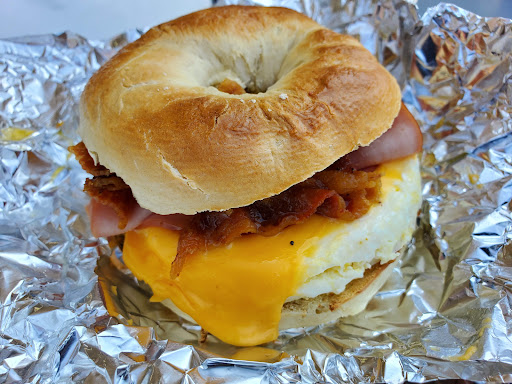 Donut Shop «Rose Donuts», reviews and photos, 5201 Linda Vista Rd, San Diego, CA 92110, USA