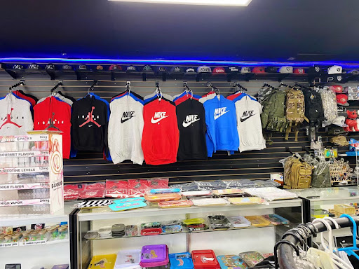 Clothing Store «Norcal Clothing and Smoke Shop», reviews and photos, 5802 Lindhurst Ave, Marysville, CA 95901, USA