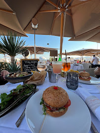 Plats et boissons du Restaurant Mademoiselle Gray Plage Barrière à Cannes - n°2