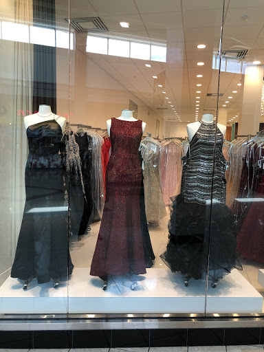 Dress Store «Camille La Vie», reviews and photos, 11401 Pines Blvd #698, Pembroke Pines, FL 33026, USA