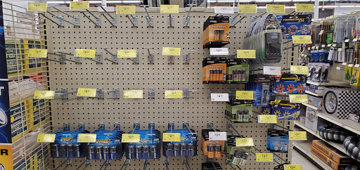 Hardware Store «Harbor Freight Tools», reviews and photos, 15800 SE McLoughlin Blvd, Milwaukie, OR 97267, USA