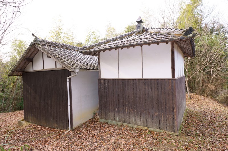 上村神社（明神さま）