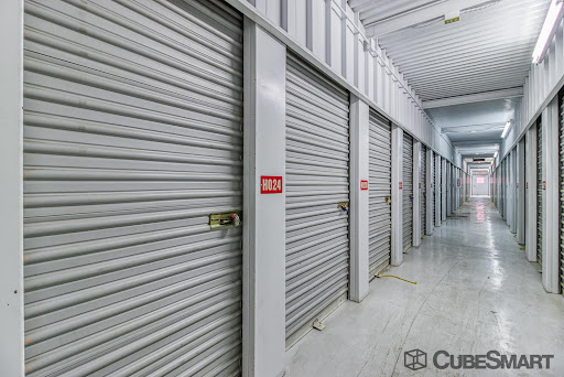 Self-Storage Facility «CubeSmart Self Storage», reviews and photos, 15821 N Dysart Rd, Surprise, AZ 85374, USA