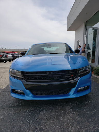 Car Dealer «Elmwood Chrysler Dodge Jeep Ram», reviews and photos, 625 Taunton Ave, East Providence, RI 02914, USA