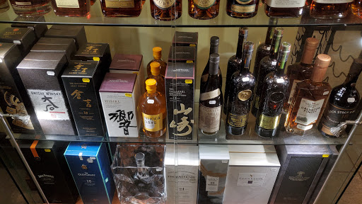 Wine Store «Arlington Wine & Liquor», reviews and photos, 718 Dutchess Turnpike, Poughkeepsie, NY 12603, USA