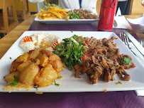 Plats et boissons du Restaurant libanais Le Grand Phénicien à Paris - n°11