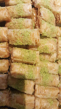 Baklava du Restaurant libanais Restaurant Traiteur Les Moulins de Beyrouth à Issy-les-Moulineaux - n°5