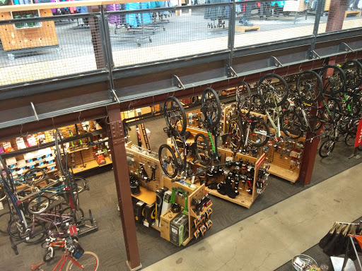 Camping Store «REI», reviews and photos, 840 Brannan St, San Francisco, CA 94103, USA