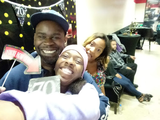 Bar «The Social Club Lounge and Event Venue», reviews and photos, 4419 Crossroads Center, Columbus, OH 43232, USA