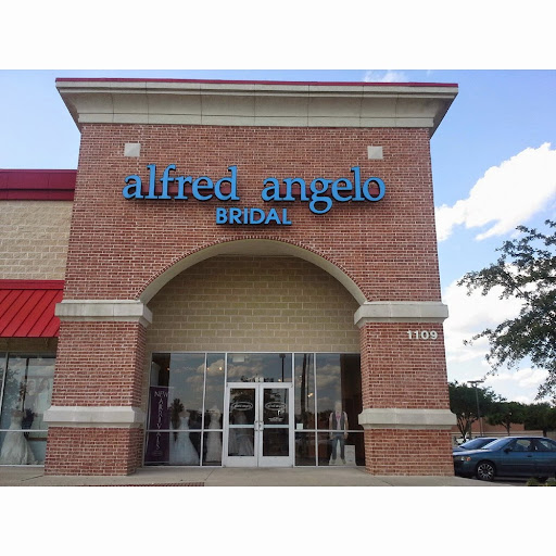 Alfred Angelo Bridal, 1109 W Interstate 20 #101, Arlington, TX 76017, USA, 