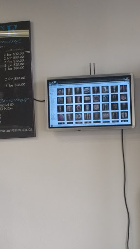 Tattoo Shop «Modern Ink Tattoo & Piercing Studio», reviews and photos, 5818 Imperial Hwy, South Gate, CA 90280, USA