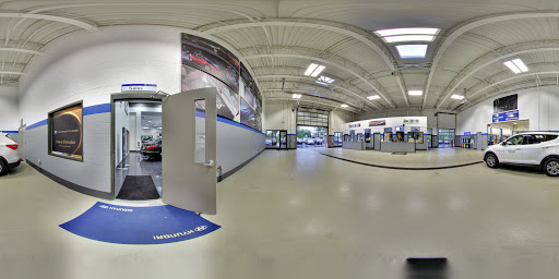 Hyundai Dealer «Knauz Hyundai», reviews and photos, 775 Rockland Rd, Lake Bluff, IL 60044, USA