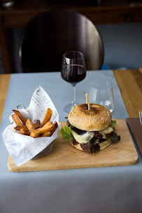 Photos du propriétaire du Restaurant français Restaurant La Livrée - Villeneuve lès Avignon à Villeneuve-lès-Avignon - n°7