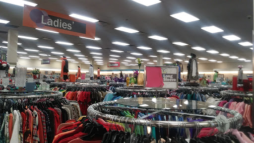 Thrift Store «Discover Goodwill Grand Junction Retail Center», reviews and photos