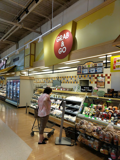 Grocery Store «Giant Food Stores», reviews and photos, 1465 W Broad St, Quakertown, PA 18951, USA