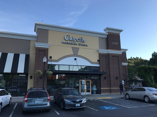 Mexican Restaurant «Chipotle Mexican Grill», reviews and photos, 17250 Southcenter Pkwy #108, Tukwila, WA 98188, USA