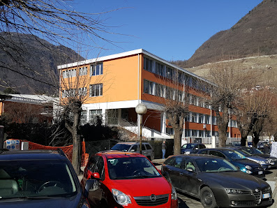 Liceo Scientifico Carlo Donegani Via Donegani, 3, 23100 Sondrio SO, Italia